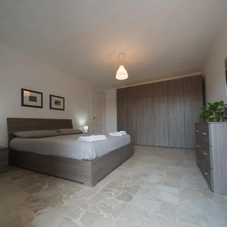 Διαμέρισμα Attico Centro Langhexplorer